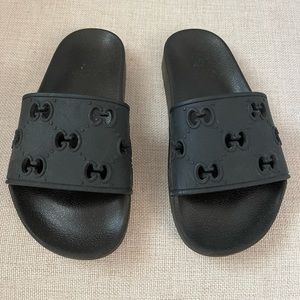 Inspired by GG kids slides size 31.